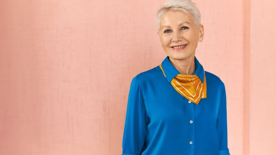 Блузки для женщин 50-60+: настоящий хит весной-летом 2025 — обновите гардероб