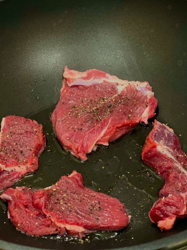 Как простые привычки помогли восстановить здоровье суставов и снизить уровень мочевой кислоты