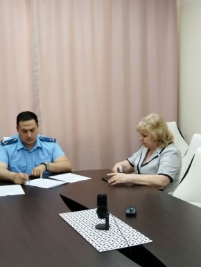 Прокурор Засвияжского района г. Ульяновска Тимур Биктимиров провёл выездной личный прием работников ГУЗ «Центральная клиническая медико-санитарная часть имени В.А. Егорова»