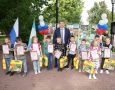 Александр Болдакин: В День России вручил сертификаты на подготовку к школе детям участников специальной военной операции