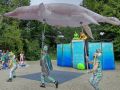 Прямо сейчас в парке «Владимирский сад» премьера уличного спектакля «Мезозой» Ульяновского молодежного театра имени Б.В. Александрова!