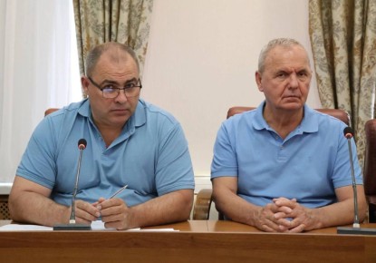 Необходимо благоустроить дороги и тротуары в пригородной зоне