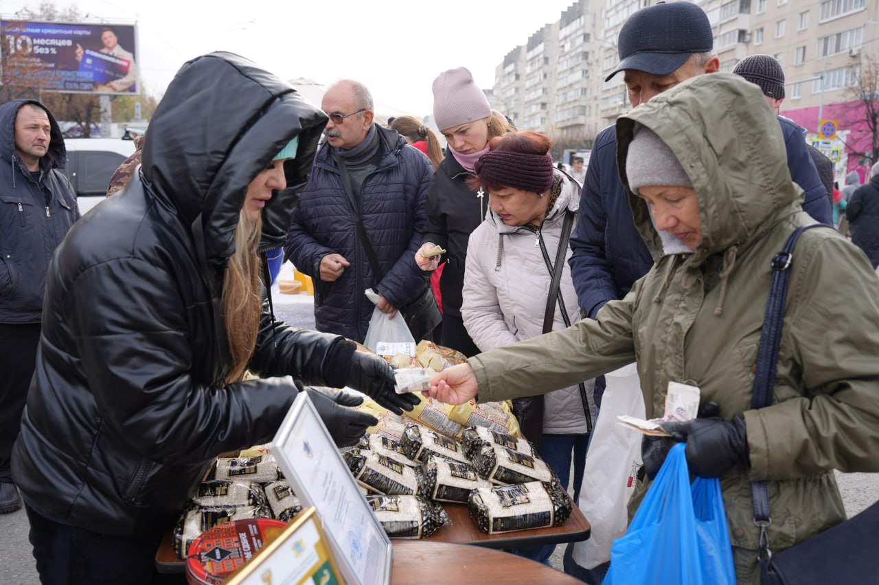 Сельскохозяйственную ярмарку в Заволжье посетили больше 11 тысяч ульяновцев Сельскохозяйственную ярмарку в Заволжье посетили больше 11 тысяч ульяновцев
