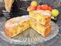 Шарлотка с яблоками: классика, которая всегда в моде