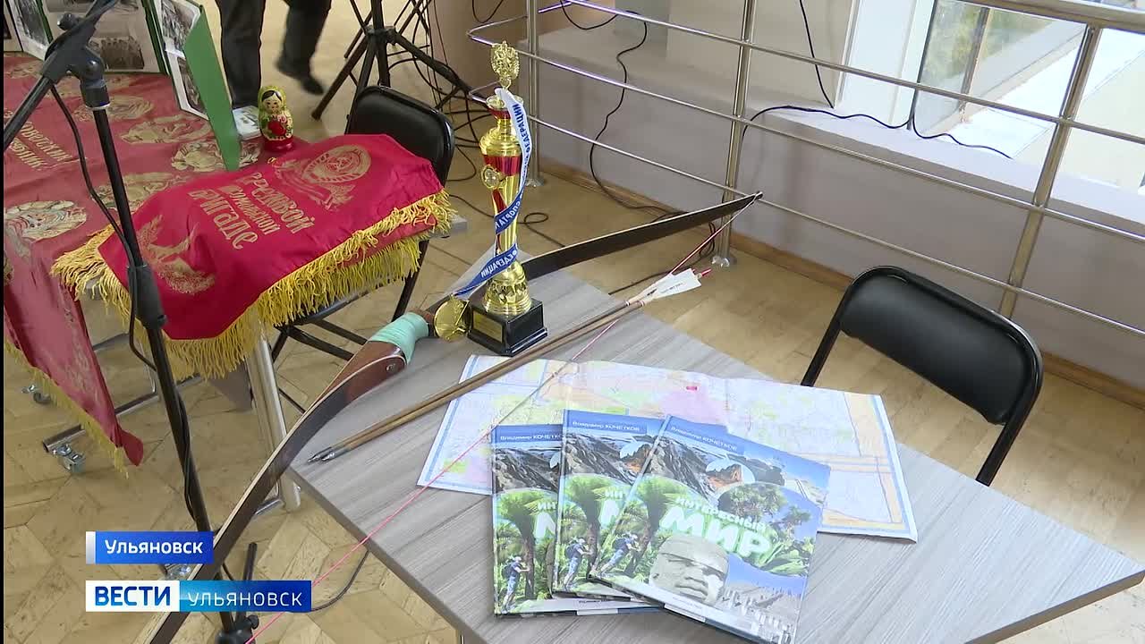 Дворец творчества детей и молодежи продолжает празднование 90-летия, даря подарки другим