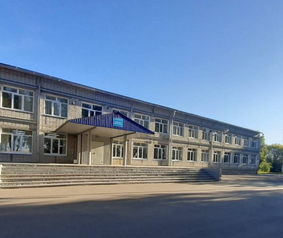 В Карлинском увековечат память первого директора местной школы