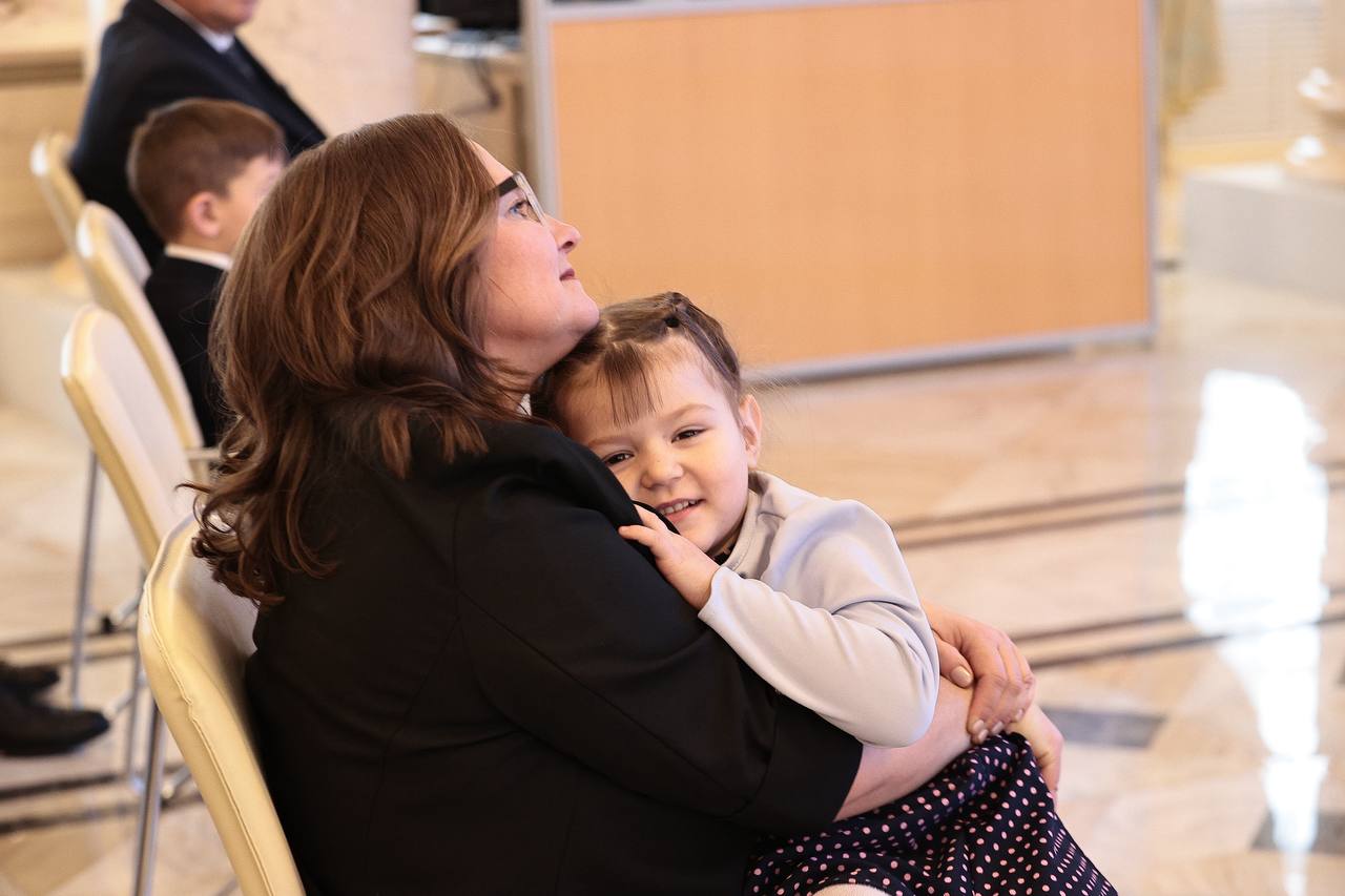 Алексей Русских: Эти люди трудятся в разных уголках нашего региона Алексей Русских: Эти люди трудятся в разных уголках нашего региона