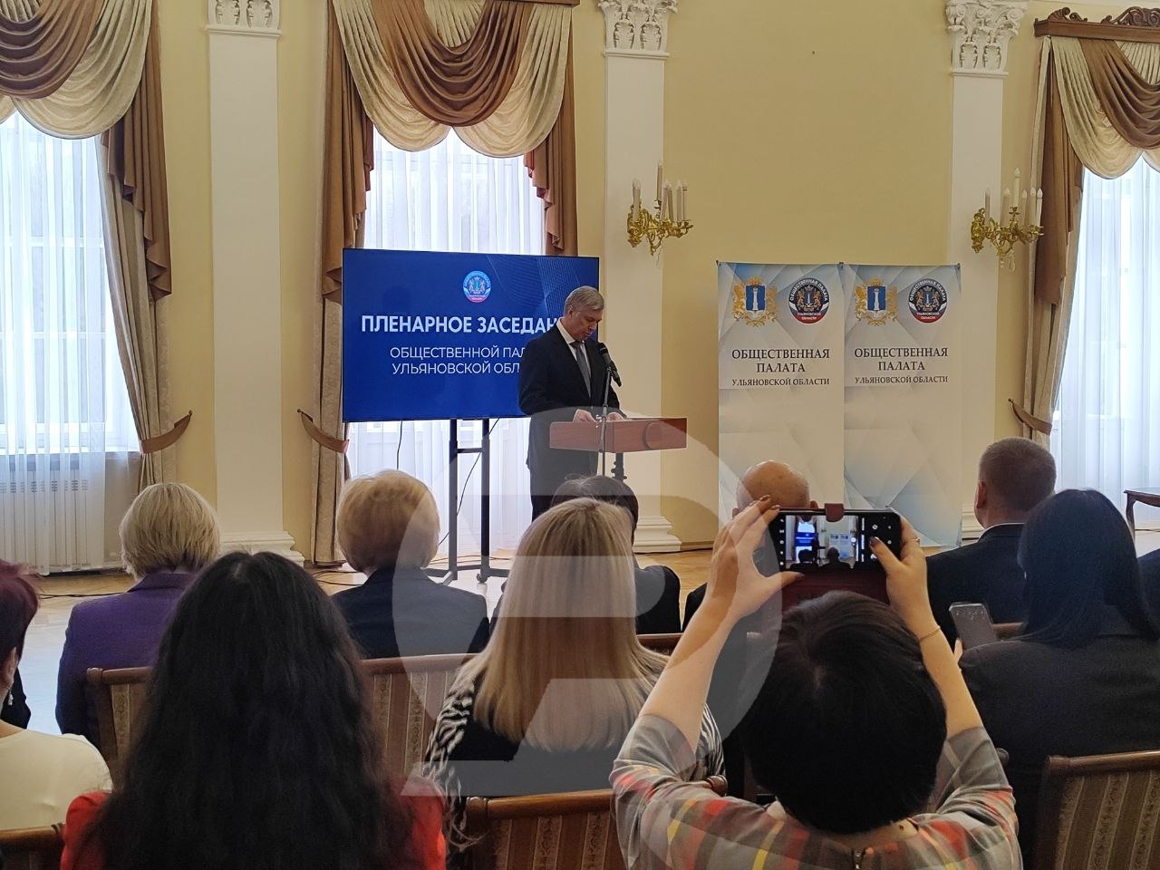 В региональной Общественной палате подвели предварительные итоги работы в 2025-м году — накануне финишного дня Декады НКО общественники обсудили проекты и направления работы В региональной Общественной палате подвели предварительные итоги работы в 2025-м году — накануне финишного дня Декады НКО общественники обсудили проекты и направления работы