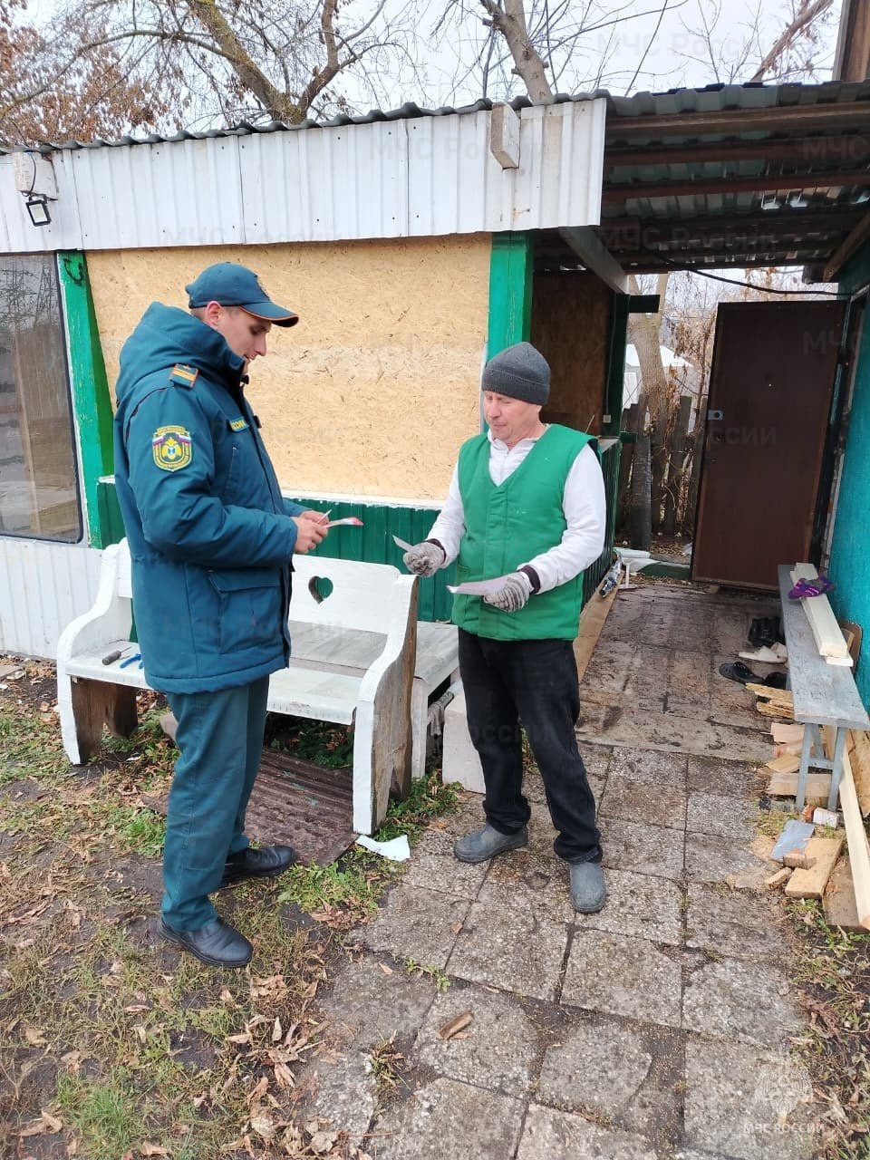 Отопительный сезон без рисков: профилактические рейды по пожарной безопасности Отопительный сезон без рисков: профилактические рейды по пожарной безопасности