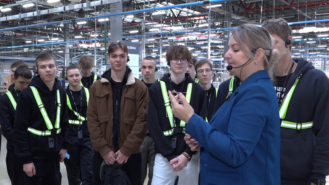 Новые станки и оборудование — основа технологического лидерства, но будущее промышленной отрасли невозможно представить без квалифицированных специалистов
