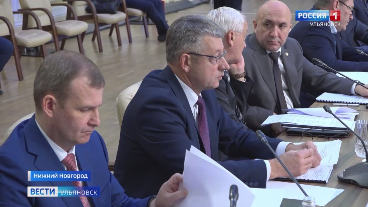 В Нижнем Новгороде состоялось выездное совещание Секретаря Совета Безопасности России Сергея Шойгу совместно с полномочным представителем Президента России в ПФО Игорем Комаровым