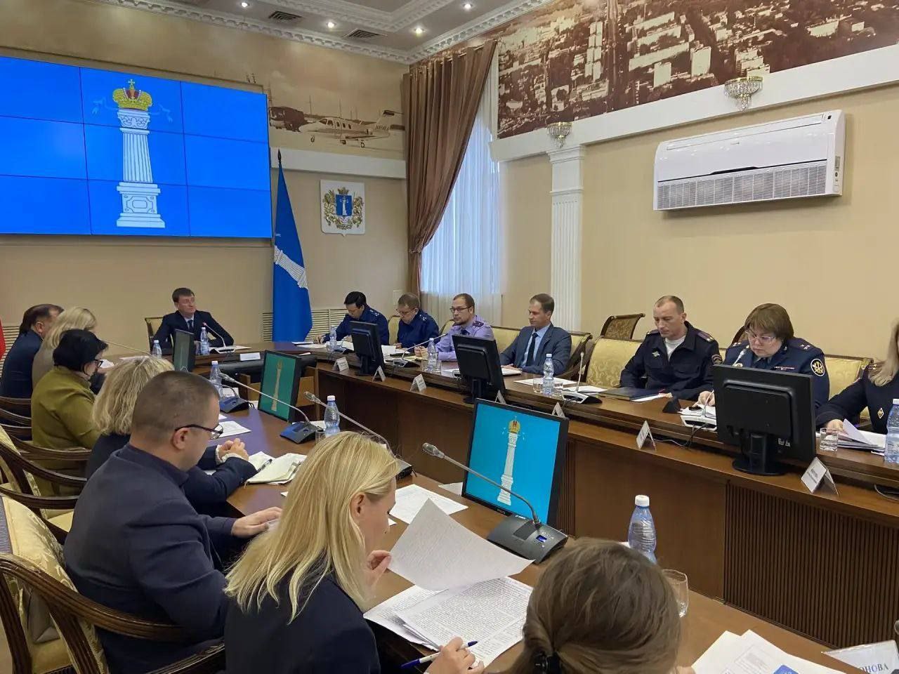 123 Первый заместитель прокурора области Михаил Гриньке принял участие в расширенном заседании комиссии по делам несовершеннолетних и защите их прав при региональном Правительстве 123 Первый заместитель прокурора области Михаил Гриньке принял участие в расширенном заседании комиссии по делам несовершеннолетних и защите их прав при региональном Правительстве