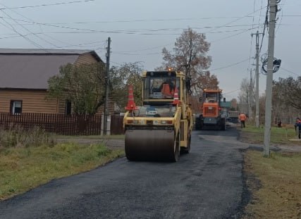 За 31 октября Ульяновские дорожники уложили 800 квадратных метров асфальта