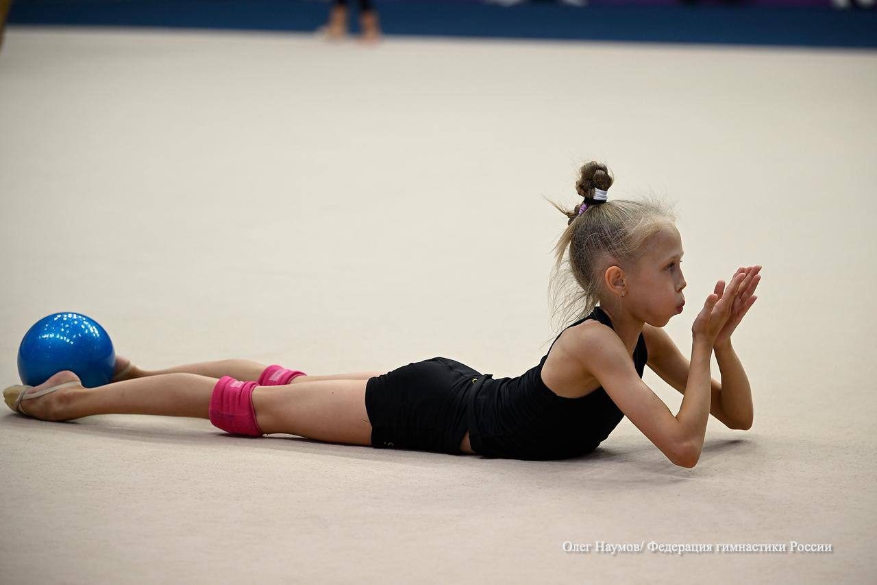 Сегодня в Ульяновске стартуют всероссийские соревнования «Юные гимнастки» — ключевой старт сезона для спортсменок 11–12 лет Сегодня в Ульяновске стартуют всероссийские соревнования «Юные гимнастки» — ключевой старт сезона для спортсменок 11–12 лет