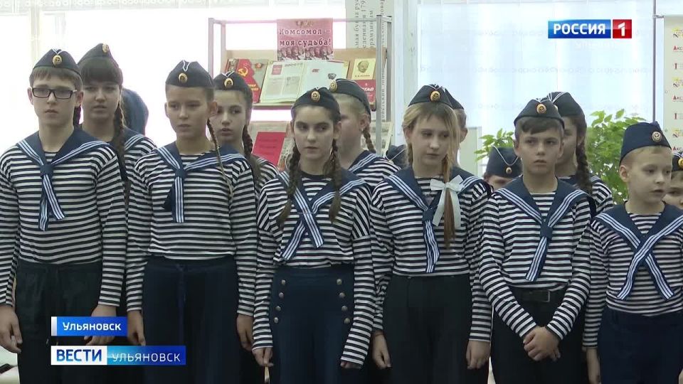 30 октября 1696 года с подачи Петра 1 Боярская дума приняла постановление «Морским судам быть»