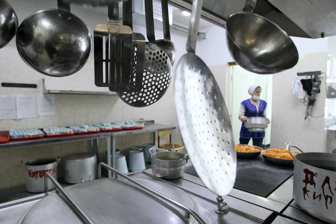 В закрытой из-за кишечной инфекции ульяновской гимназии возобновятся занятия