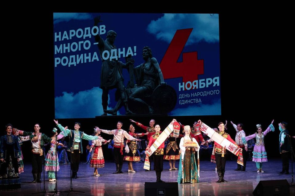 Алексей Русских: Проведение конкурса «Поющая Россия» — наша добрая традиция в честь Дня народного единства и праздника Казанской иконы Божией Матери Алексей Русских: Проведение конкурса «Поющая Россия» — наша добрая традиция в честь Дня народного единства и праздника Казанской иконы Божией Матери