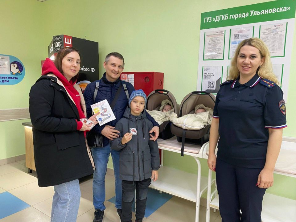 Консультационные пункты по безопасности дорожного движения развернулись в детских больницах и поликлиниках Ульяновской области