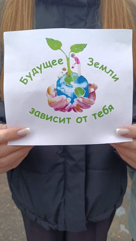 По инициативе главы Ульяновска Александра Болдакина осенью в городе реализуется масштабная программа по озеленению территорий образовательных организаций города По инициативе главы Ульяновска Александра Болдакина осенью в городе реализуется масштабная программа по озеленению территорий образовательных организаций города