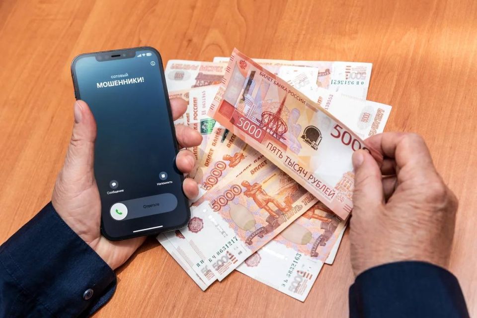 Жители Ульяновской области за неделю отдали мошенникам 5 млн рублей