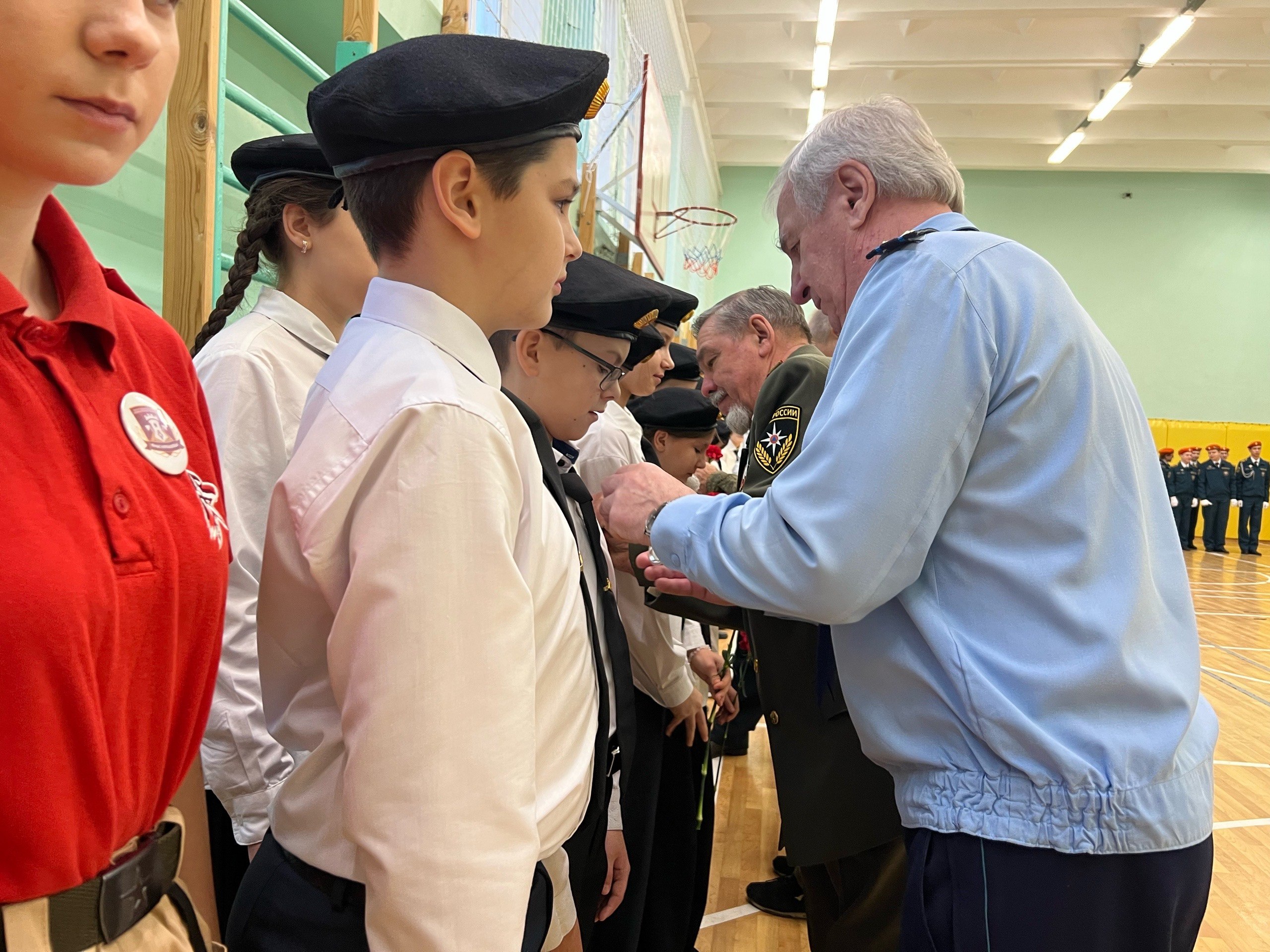 Встреча поколений: урок мужества для школьников школы № 81 Встреча поколений: урок мужества для школьников школы № 81