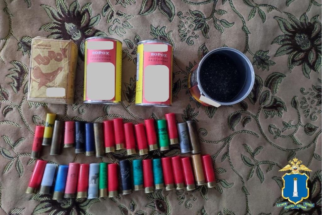 В Ульяновской области полицейские задержали двух подозреваемых в незаконном хранении боеприпасов и взрывчатых веществ