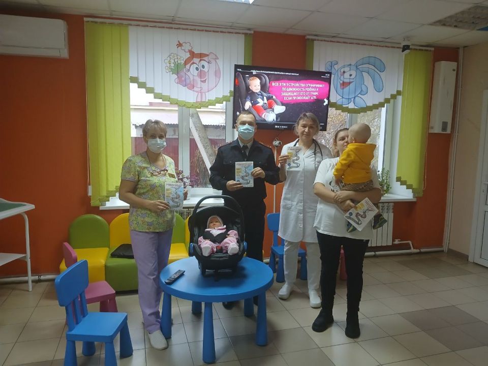 Консультационные пункты по безопасности дорожного движения развернулись в детских больницах и поликлиниках Ульяновской области Консультационные пункты по безопасности дорожного движения развернулись в детских больницах и поликлиниках Ульяновской области