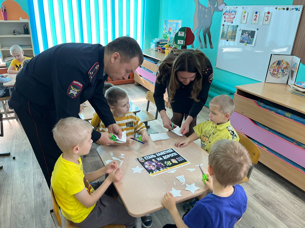 «Мастерские дорожной безопасности» по изготовлению световозвращающих элементов развернулись в образовательных организациях региона «Мастерские дорожной безопасности» по изготовлению световозвращающих элементов развернулись в образовательных организациях региона