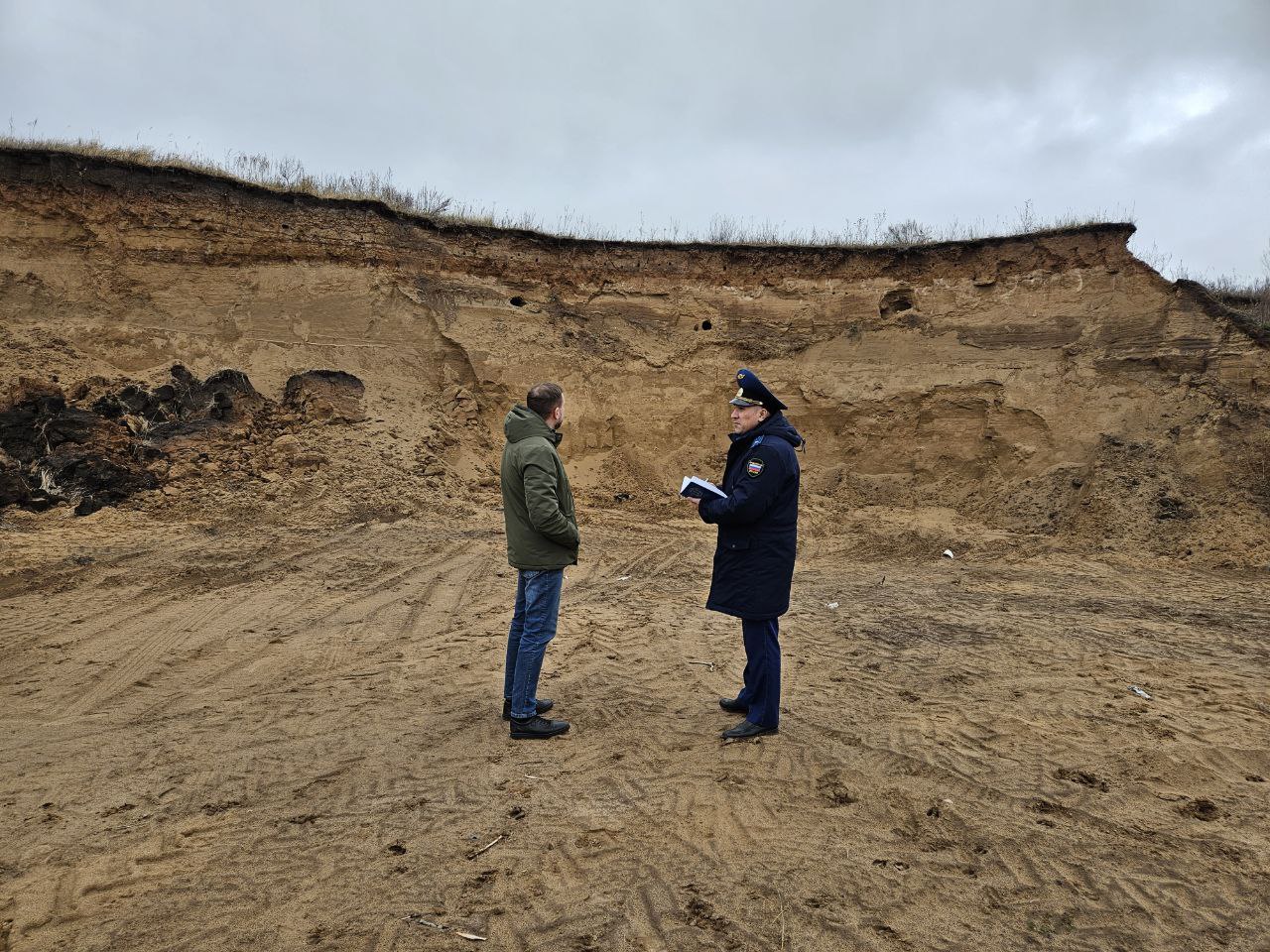 Прокуратура Старомайнского района проводит проверку исполнения законодательства о недропользовании Прокуратура Старомайнского района проводит проверку исполнения законодательства о недропользовании