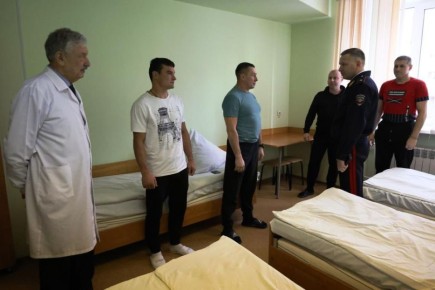 В преддверии Дня сотрудника органов внутренних дел начальник УМВД России по Ульяновской области посетил медико-санитарную часть