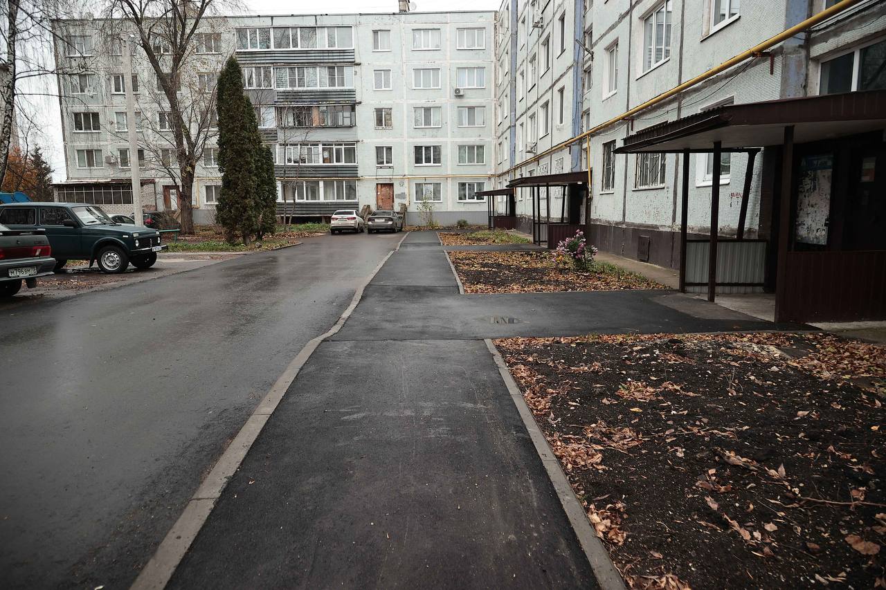 Алексей Русских: По программе «Мой двор» отремонтировали в этом году более 200 объектов во всех муниципалитетах региона Алексей Русских: По программе «Мой двор» отремонтировали в этом году более 200 объектов во всех муниципалитетах региона