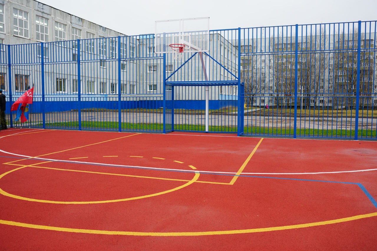 На новом спорткомплексе открытого типа в Заволжье прошёл спортивный праздник На новом спорткомплексе открытого типа в Заволжье прошёл спортивный праздник