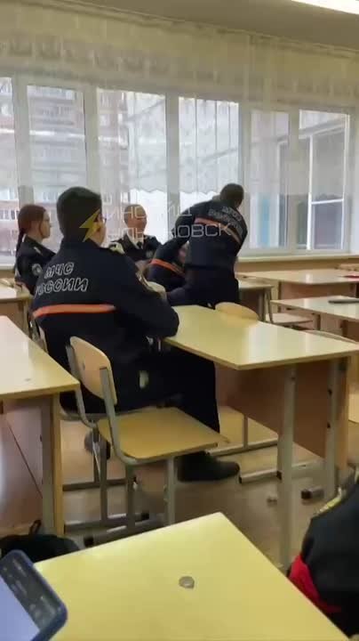 Ученики подрались в кадетском классе школы №66