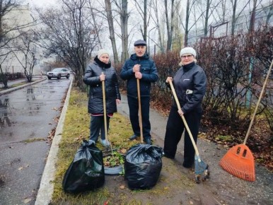 Несмотря на дождливое утро, ульяновцы вышли на «санитарную пятницу»