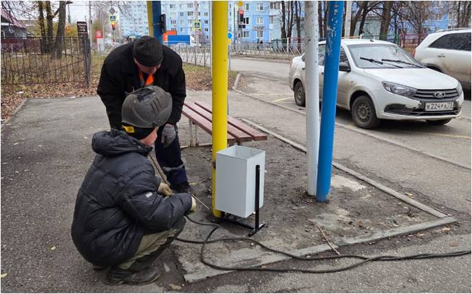 Ульяновские дорожники восстанавливают брусчатку на Гончарова и ремонтируют остановочные площадки Ульяновские дорожники восстанавливают брусчатку на Гончарова и ремонтируют остановочные площадки
