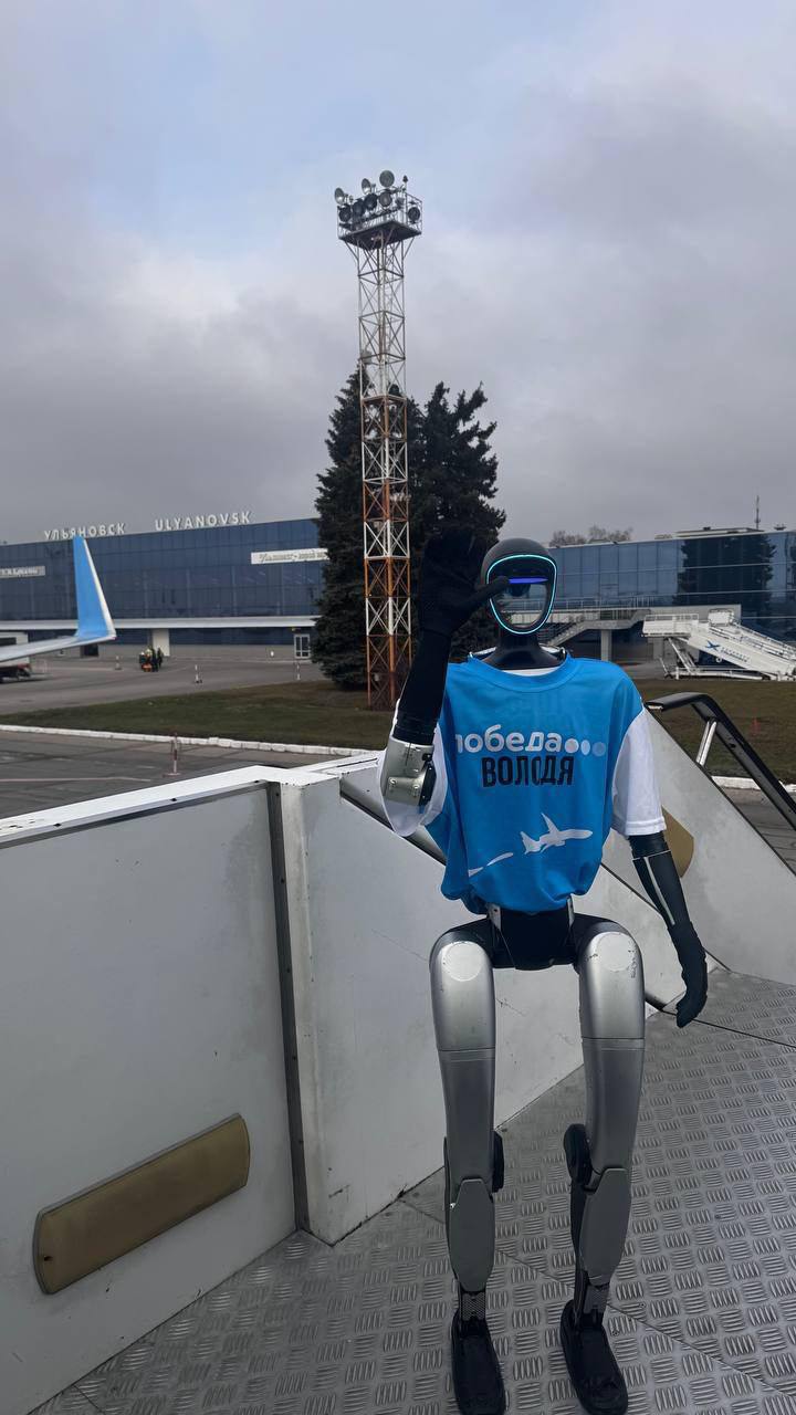 Робот Володя поднялся в небо — Россия снова впереди планеты всей Робот Володя поднялся в небо — Россия снова впереди планеты всей