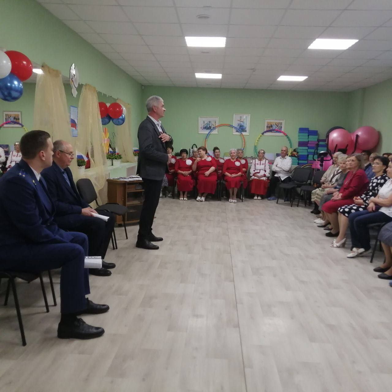 В рамках реализации деятельности по правовому просвещению и правовому информированию прокурор Железнодорожного района г. Ульяновска Нагорный А.А. принял участие в специальном мероприятии, проведенном для посетителей Центра...