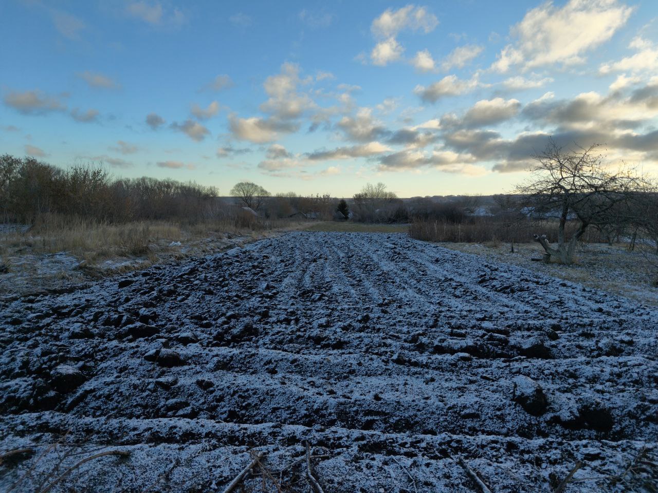 В ночь на 16 ноября в Ульяновской области выпал первый снег Делимся фотографиями из соцсетей В ночь на 16 ноября в Ульяновской области выпал первый снег Делимся фотографиями из соцсетей