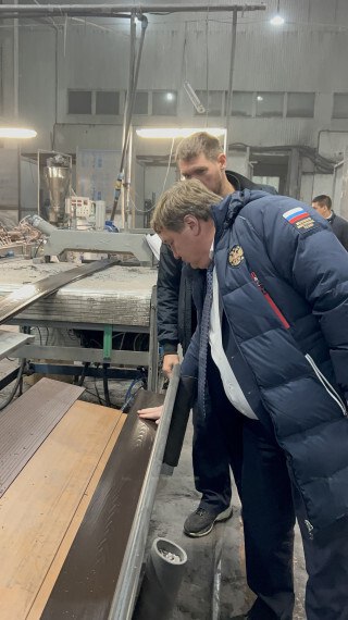 В парках и скверах Ульяновска установят скамейки из современных материалов В парках и скверах Ульяновска установят скамейки из современных материалов