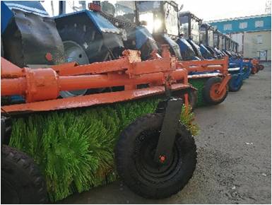 Власти Ульяновска проверяют у управляющих компаний спецтехнику, штат дворников и противогололёдные материалы Власти Ульяновска проверяют у управляющих компаний спецтехнику, штат дворников и противогололёдные материалы