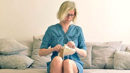 Даже самая грязная белая подошва засияет как после покупки: подручные средства придут на помощь