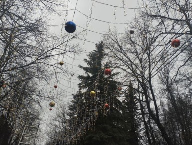 Подготовка к Новому году продолжается в Ульяновске