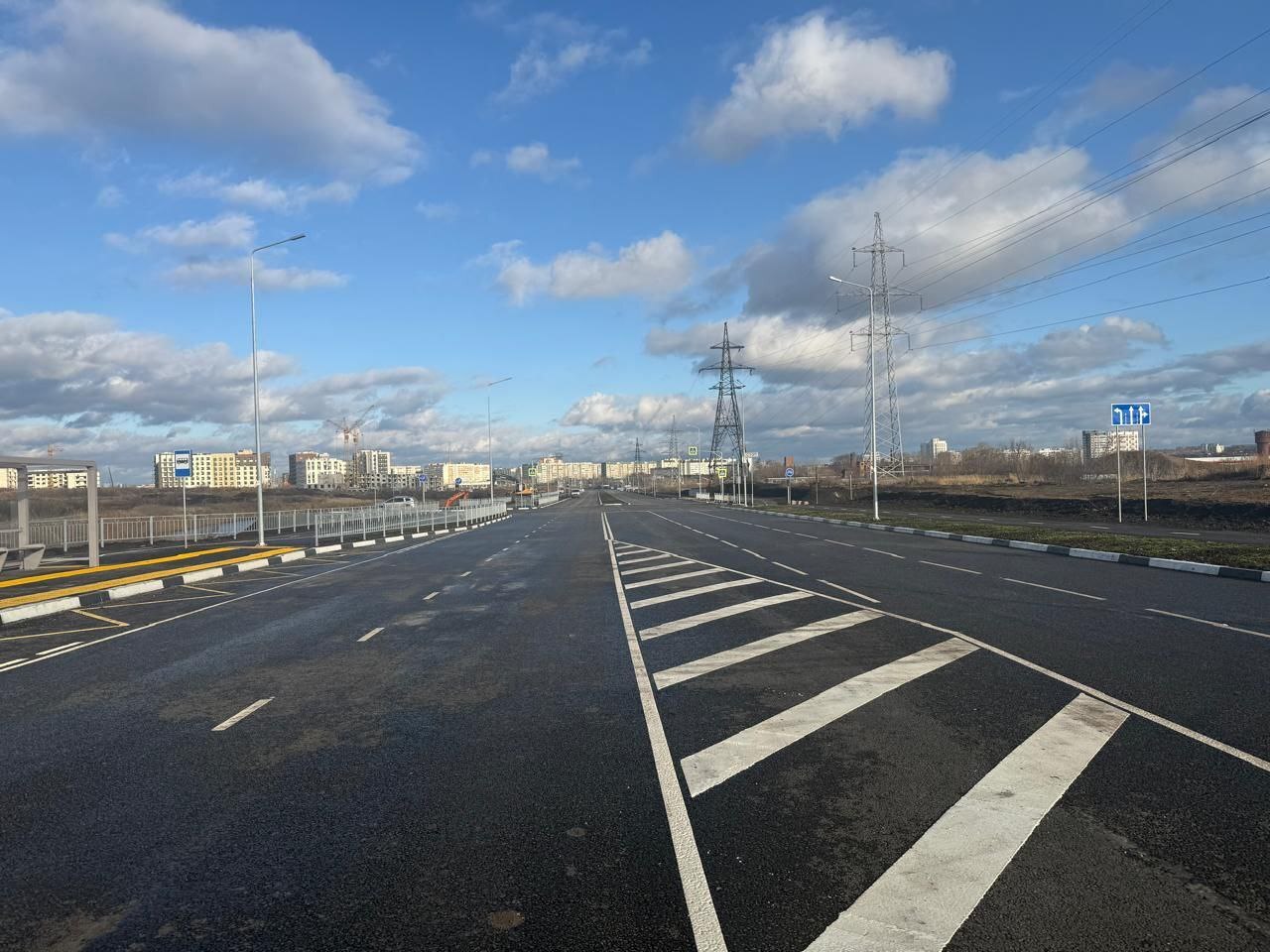 В Ульяновске ввели в эксплуатацию новый участок улицы Ефремова В Ульяновске ввели в эксплуатацию новый участок улицы Ефремова