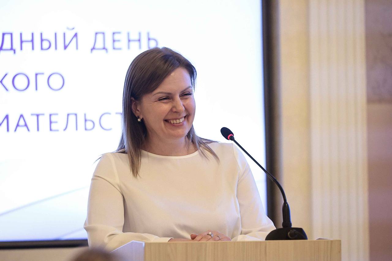 Алексей Русских: Всех этих замечательных женщин-предпринимателей объединяет любовь к своему делу и желание развивать родную Ульяновскую область! Алексей Русских: Всех этих замечательных женщин-предпринимателей объединяет любовь к своему делу и желание развивать родную Ульяновскую область!