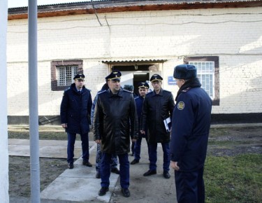 , 19  2025 ,      ..     -3     