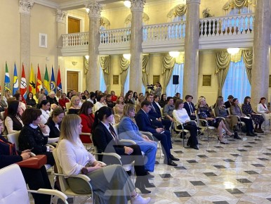 Международный день женского предпринимательства празднуют сегодня в Ульяновской области