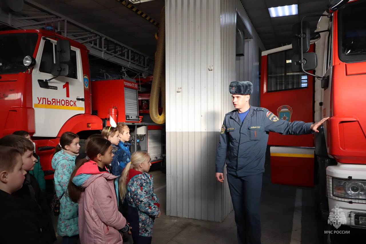 Стать пожарным на один день: экскурсия для школьников в пожарно-спасательную часть Стать пожарным на один день: экскурсия для школьников в пожарно-спасательную часть