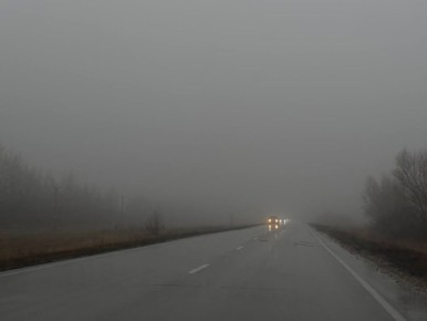 Подписчики сообщают о сильном тумане в области — ситуация сейчас на трассе в районе Ишеевки