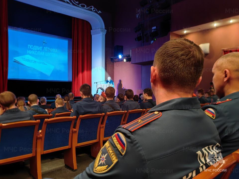 Помня героев - храним Отечество