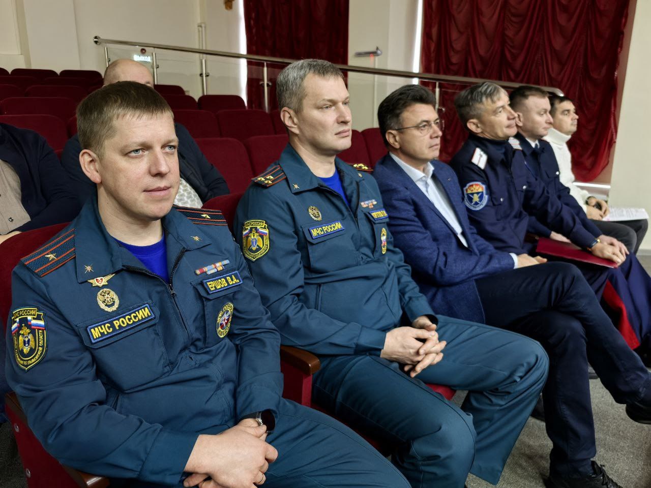 Добровольцы: надежная опора для МЧС России Добровольцы: надежная опора для МЧС России